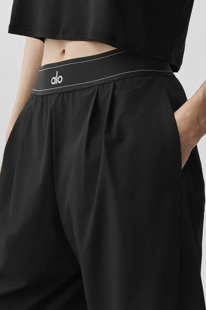 Alo Off-Duty Wide-Leg Pleated Trousers
